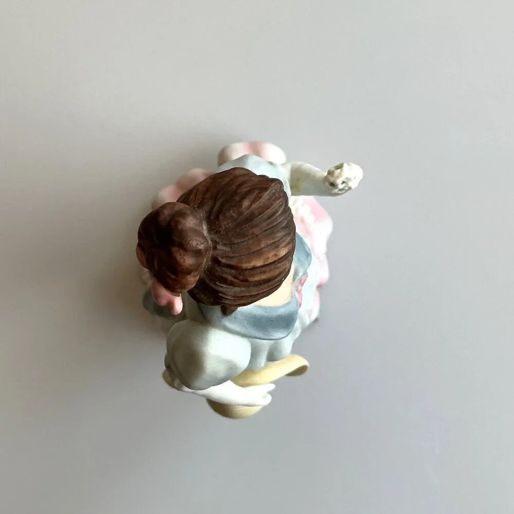 HOMCO 1452 LADY CAMILLE VICTORIAN VINTAGE PORCELAIN STATUE FIGURINE 8